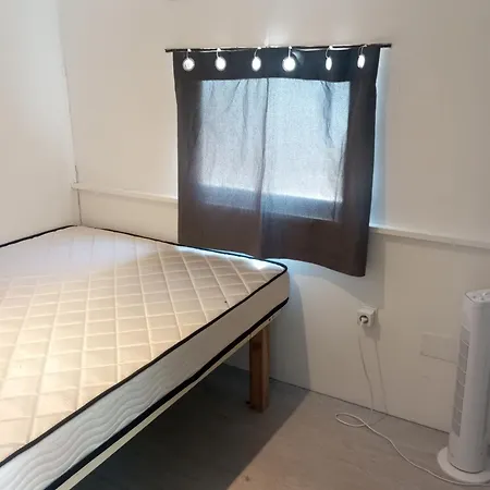 Mobil Avec Piscine Sur Terrain Prive De 1500 M2