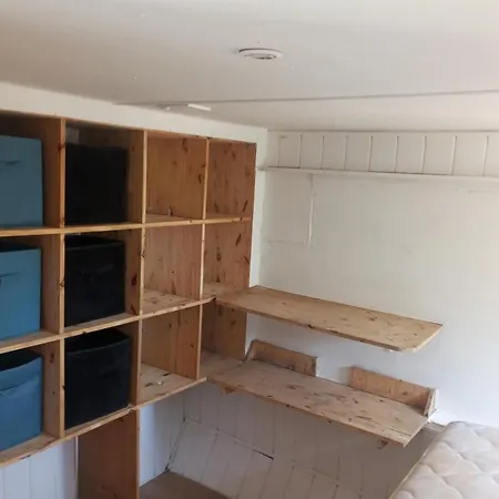 Mobil Avec Piscine Sur Terrain Prive De 1500 M2 Kamp alanı
